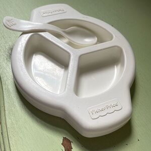 Fisher-Price 1995 fun with food divider dish and spoon replacement parts.